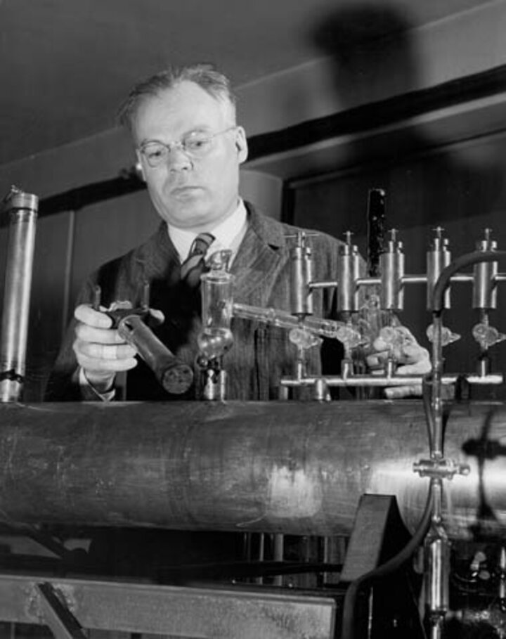 Jorgensen working with equipment in a lab