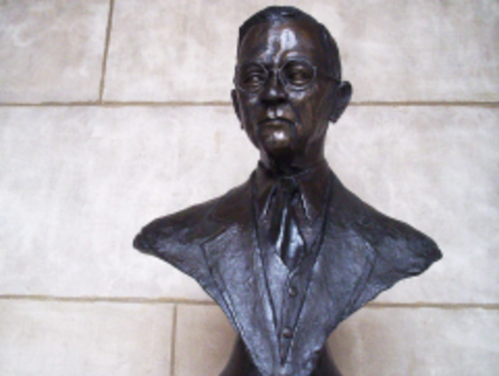 A bronze bust of Alexander from the Nebraska State Capitol